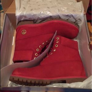 *Fire Red Timberlands* (Limited Edition)